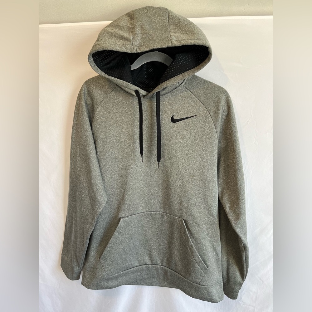 Men’s Nike hoodie